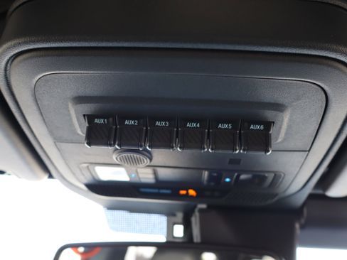 Used 2025 Ford Bronco Badlands AWD/4WD image 30