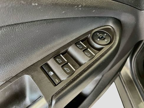 Used 2019 Ford Escape SEL AWD/4WD image 18