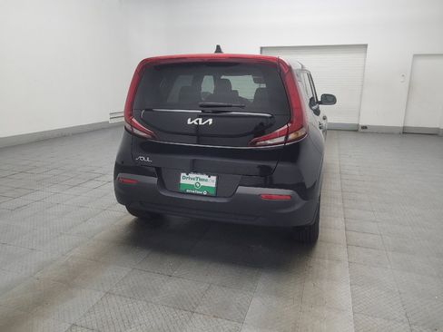 Used 2022 Kia Soul LX w/ Technology Package FWD image 7