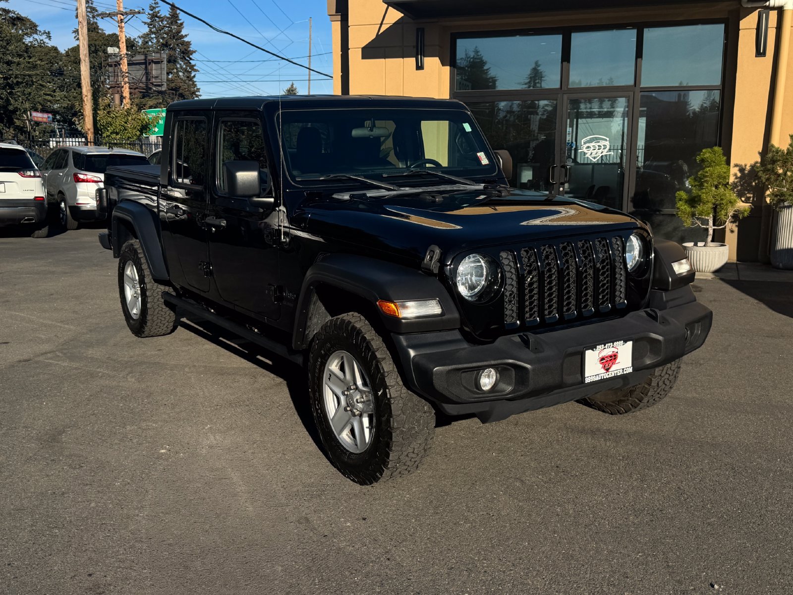 Used 2020 Jeep Gladiator Sport w/ Quick Order Package 24S AWD/4WD image 1