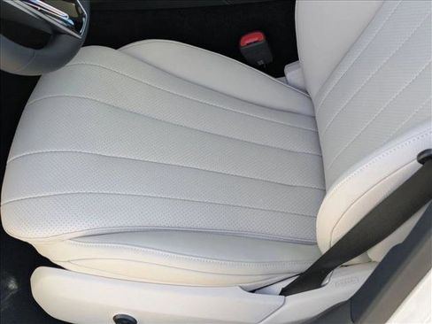 New 2026 Mercedes-Benz E 350 Sedan image 4