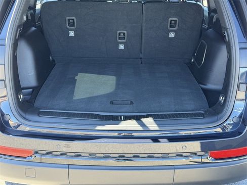 Certified 2024 Jeep Grand Cherokee Limited w/ Black Appearance Package image 25