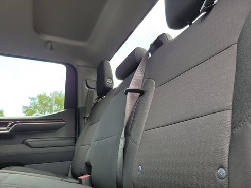Used 2025 Chevrolet Silverado 1500 LT RWD image 14
