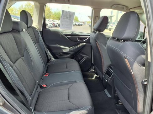 Used 2021 Subaru Forester AWD/4WD image 21