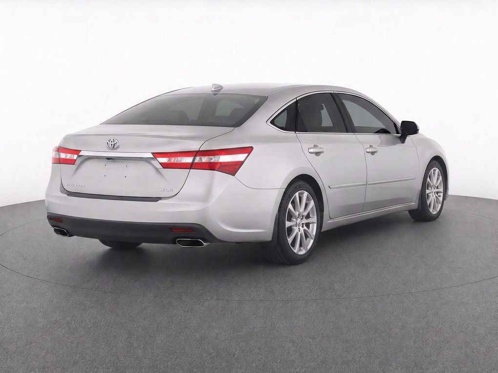 Used 2013 Toyota Avalon XLE Touring FWD image 6