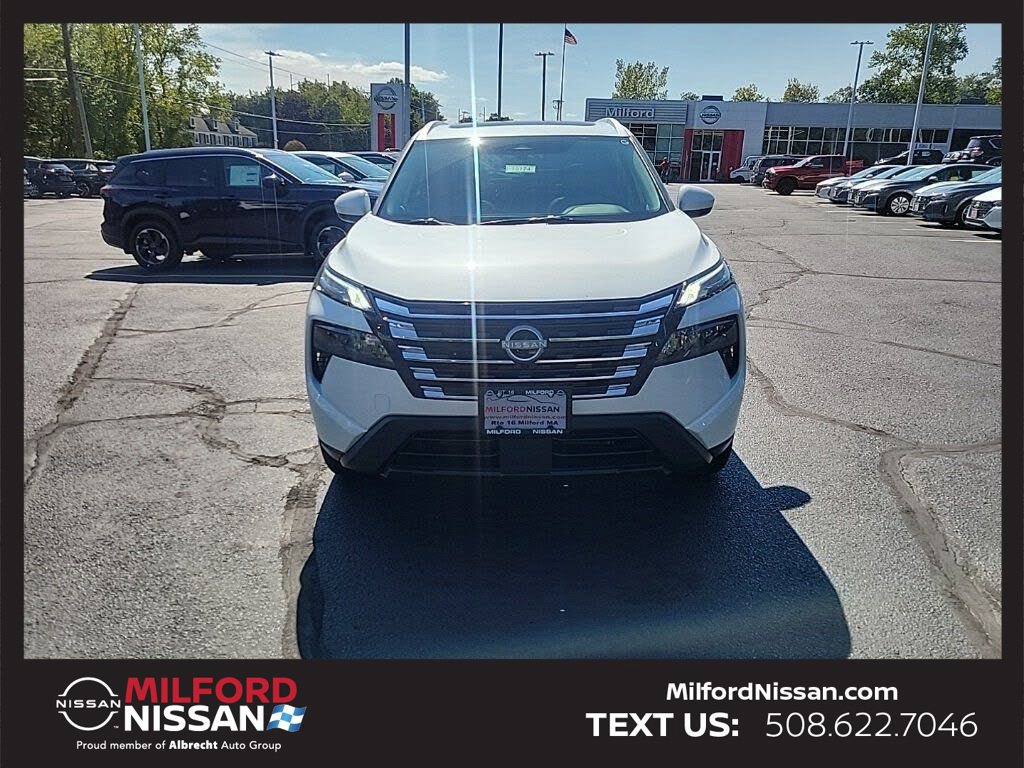 Used 2026 Nissan Rogue SV w/ SV Premium Package AWD/4WD image 6