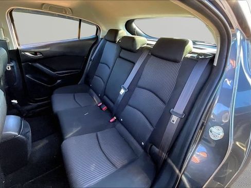 Used 2016 MAZDA MAZDA3 i Touring FWD image 16