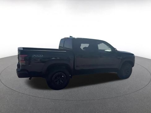 Used 2026 Nissan Frontier PRO-4X AWD/4WD image 10
