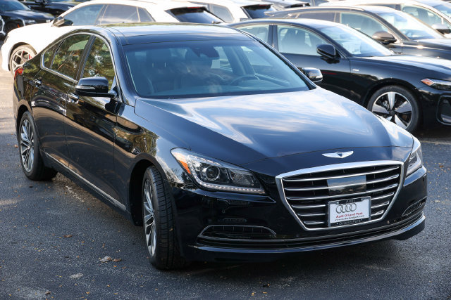 Used 2015 Hyundai Genesis 3.8 w/ Option Group 03 AWD/4WD image 21