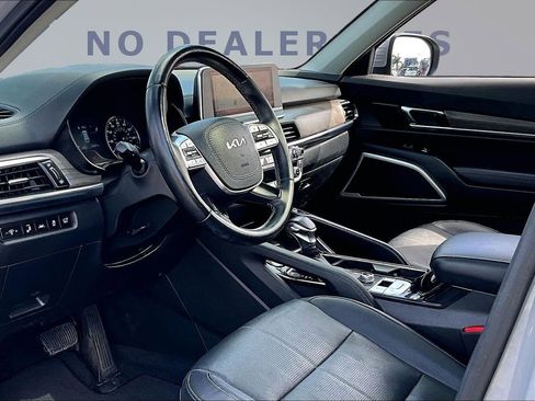 Used 2022 Kia Telluride EX w/ EX Premium Package image 17