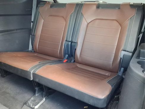 Used 2023 Volkswagen Atlas SEL Premium AWD/4WD image 16