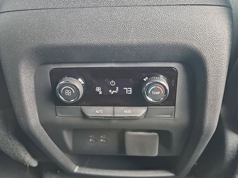 New 2026 Chevrolet Traverse LT w/ Driver Confidence Package image 25