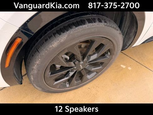 Certified 2023 Kia Sorento SX image 8