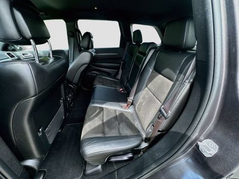 Used 2021 Jeep Grand Cherokee Laredo X AWD/4WD image 26