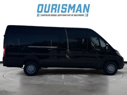New 2026 RAM ProMaster 3500 w/ Crew Van Package FWD image 7