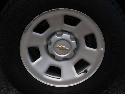 Used 2022 Chevrolet Colorado W/T w/ WT Convenience Package AWD/4WD image 33