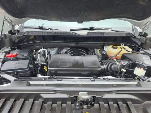 Used 2022 Chevrolet Silverado 1500 LTZ w/ LTZ Premium Package AWD/4WD image 11