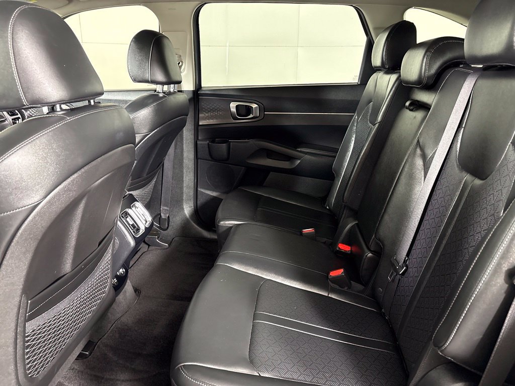 Used 2023 Kia Sorento S w/ Panoramic Sunroof Package FWD image 38