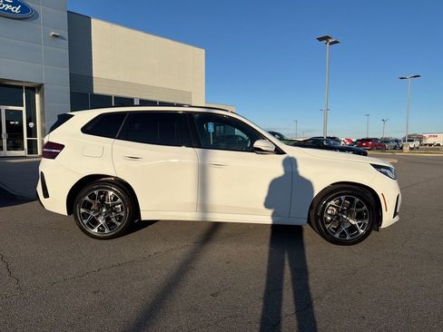 Used 2025 BMW X3 xDrive30i w/ M Sport Package image 2