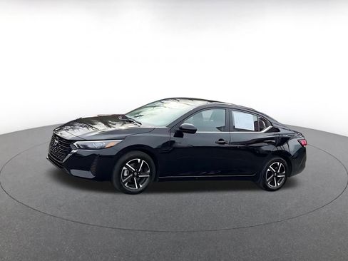 Used 2025 Nissan Sentra SV image 8
