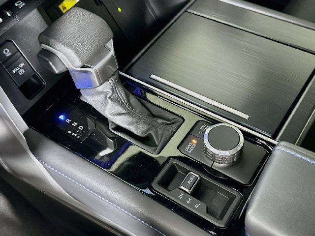 Used 2023 Toyota Tundra Platinum AWD/4WD image 20