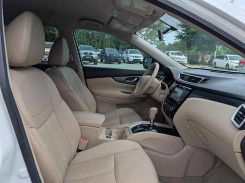 Used 2015 Nissan Rogue SL FWD image 19