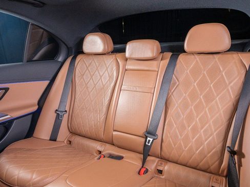 Used 2025 Mercedes-Benz E 450 4MATIC Sedan image 18