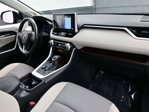 Used 2021 Toyota RAV4 Limited w/ Limited Grade Weather Package image 14