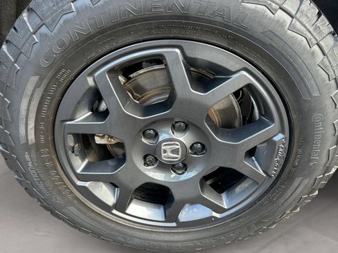 Used 2024 Honda Pilot TrailSport image 14