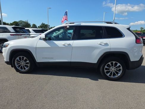 Used 2020 Jeep Cherokee Latitude Plus w/ Cold Weather Group FWD image 8