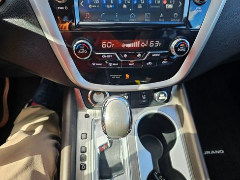 Used 2015 Nissan Murano SL w/ SL Technology Package image 26