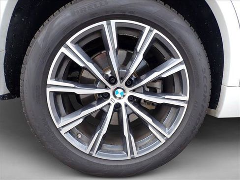 Used 2020 BMW X5 xDrive40i w/ M Sport Package AWD/4WD image 7