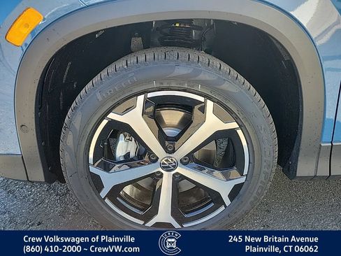 New 2026 Volkswagen Tiguan SE AWD/4WD image 17
