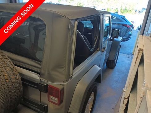 Used 2015 Jeep Wrangler Sport w/ Quick Order Package 24S AWD/4WD image 5