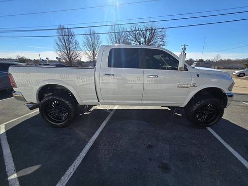 Used 2017 RAM 2500 Laramie image 8