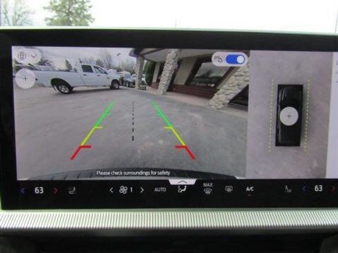 Used 2025 Ford Explorer Platinum w/ Ultimate Package image 18