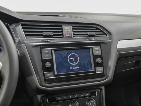 Used 2022 Volkswagen Tiguan S image 21