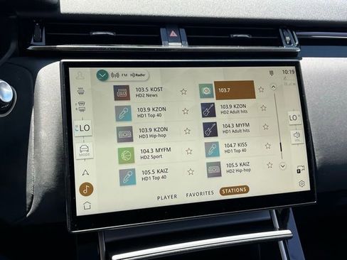 Used 2024 Land Rover Range Rover Velar S AWD/4WD image 18