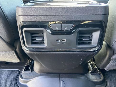 Used 2024 GMC Sierra 1500 AT4 w/ Technology Package image 18