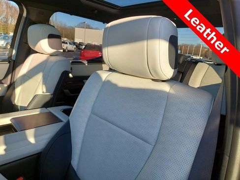 Used 2022 Toyota Tundra Capstone image 6