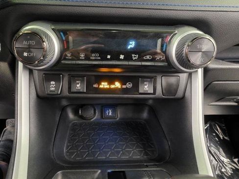 Used 2024 Toyota RAV4 XSE w/ Weather Package AWD/4WD image 20