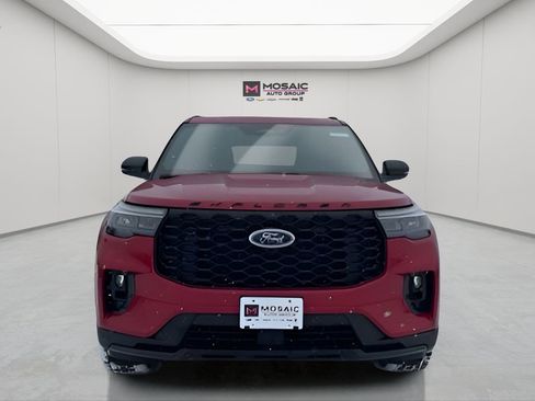 New 2026 Ford Explorer ST-Line w/ ST-Line Street Pack image 2