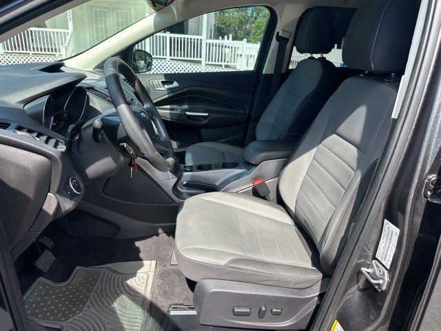 Used 2016 Ford Escape SE FWD image 15