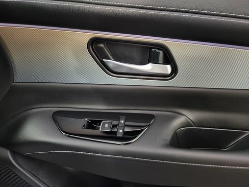 Certified 2025 Nissan Murano SL AWD/4WD image 13