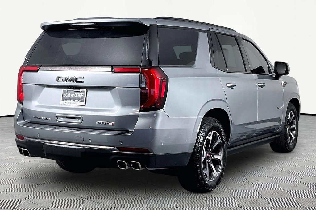Used 2025 GMC Yukon AT4 Ultimate w/ LPO, Floor Liner Package AWD/4WD image 6