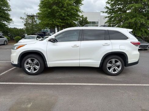 Used 2016 Toyota Highlander Limited image 4