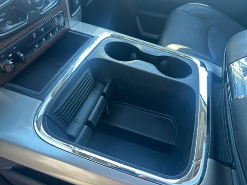 Used 2017 RAM 1500 Laramie w/ Convenience Group image 26