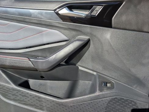 Used 2025 Volkswagen Jetta GLI Autobahn image 13