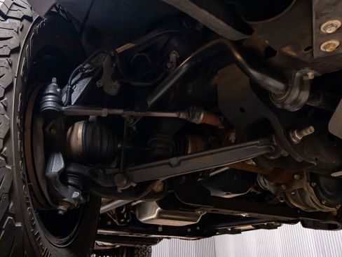 Used 2022 GMC Sierra 2500 SLE w/ SLE Convenience Package image 14