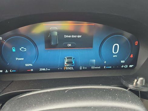 Used 2026 Ford Escape SE w/ PHEV Premium Package FWD image 9